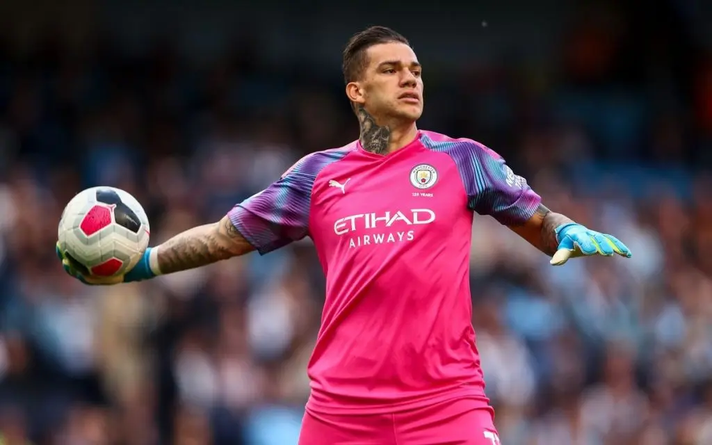 jogador-de-futebol-ativo-do-brasil-ederson-moraes jogador-de-futebol-ativo-do-brasil-ederson-moraes